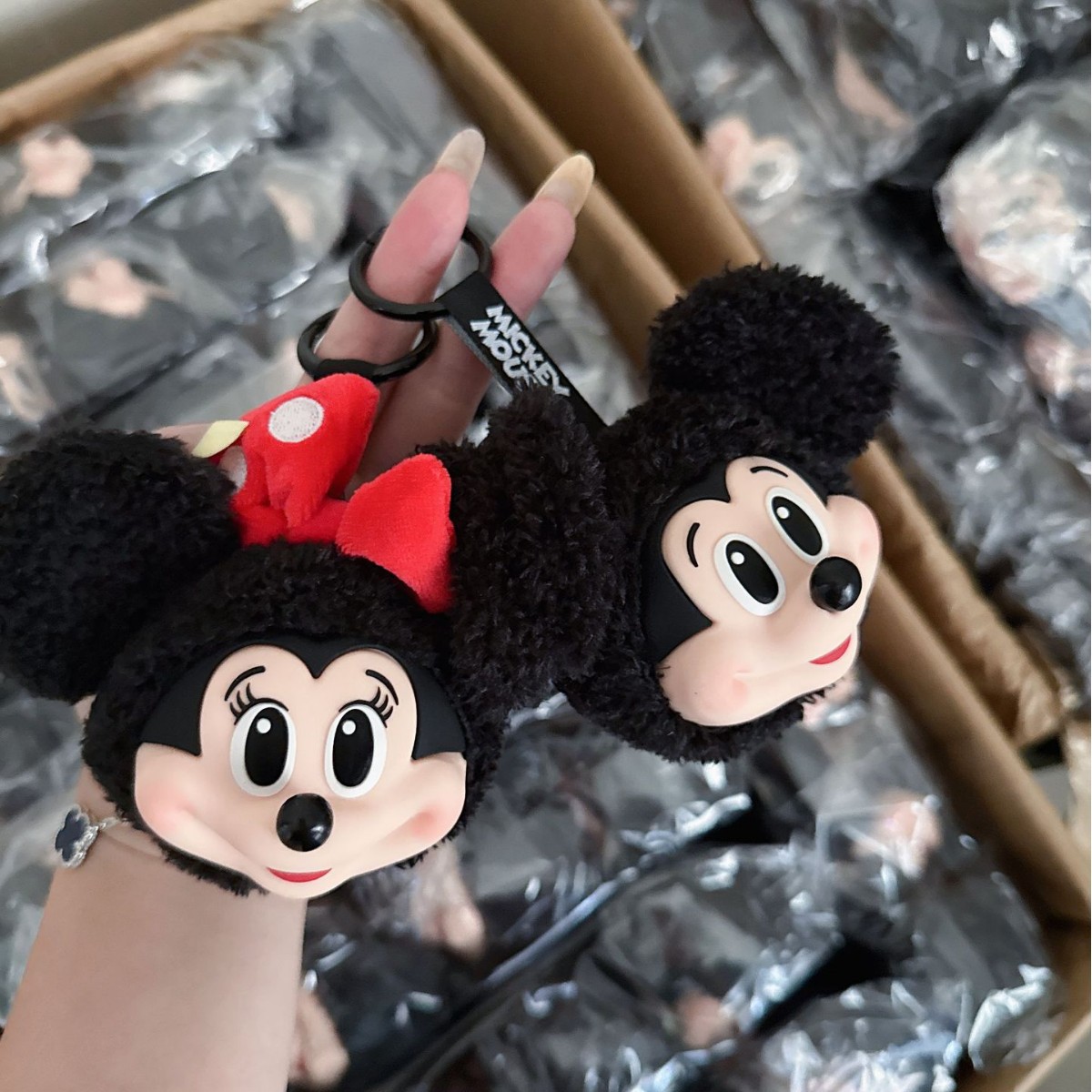 Mickey Minnie Plüschpuppe Schl – Cute Anime Merchandise Bewertung und Preis